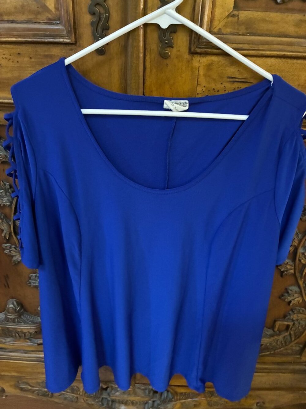 Late August Women's Scoop Neck Solid Blue Short Sleeve Criss Cross Sleeve 2X.
